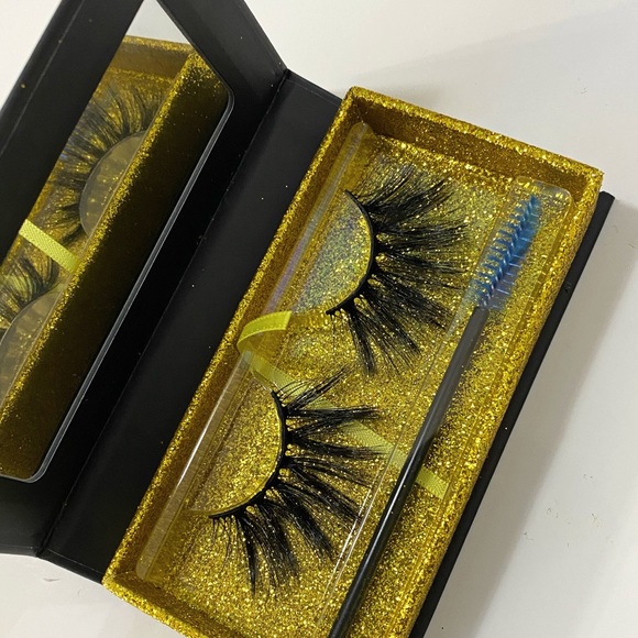 3d mink lashes (Long) - Picture 2 of 3